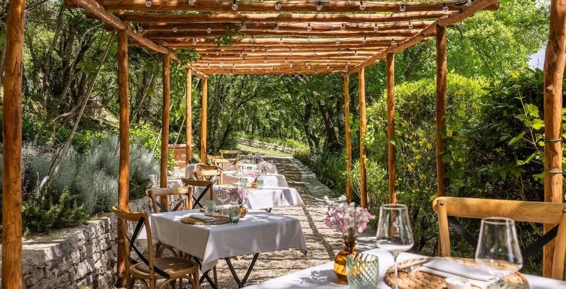 borgo vescine wedding tuscany
