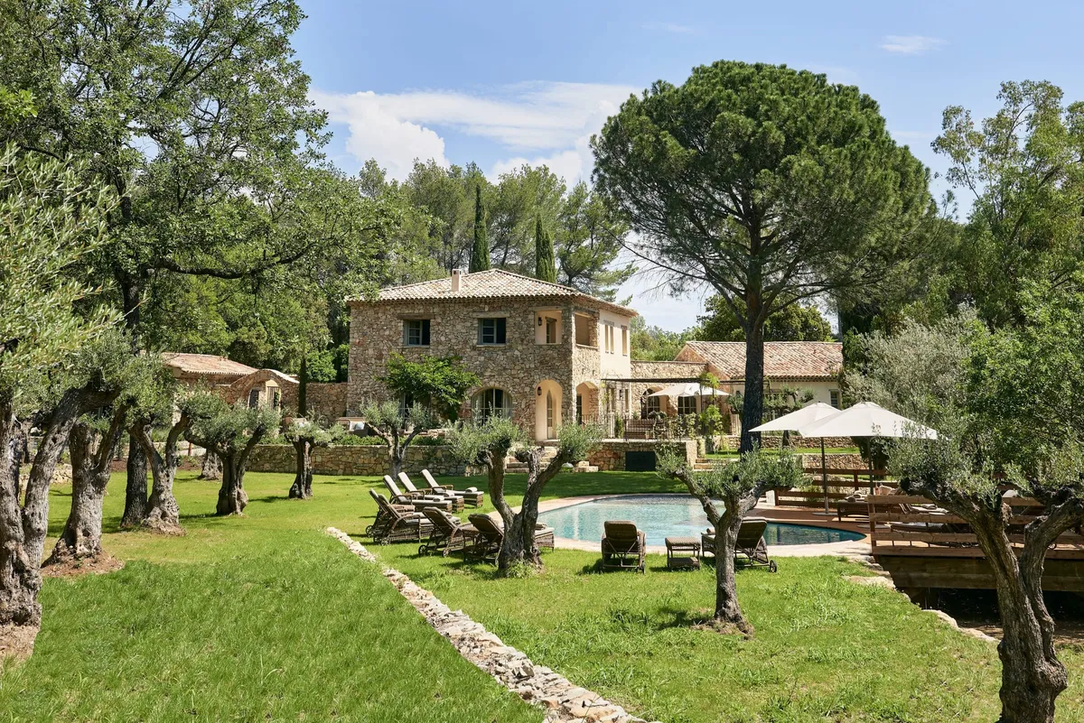 chateau de berne wedding accommodation