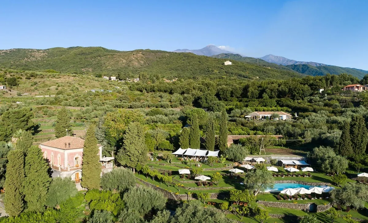 monaci delle terre nere etna