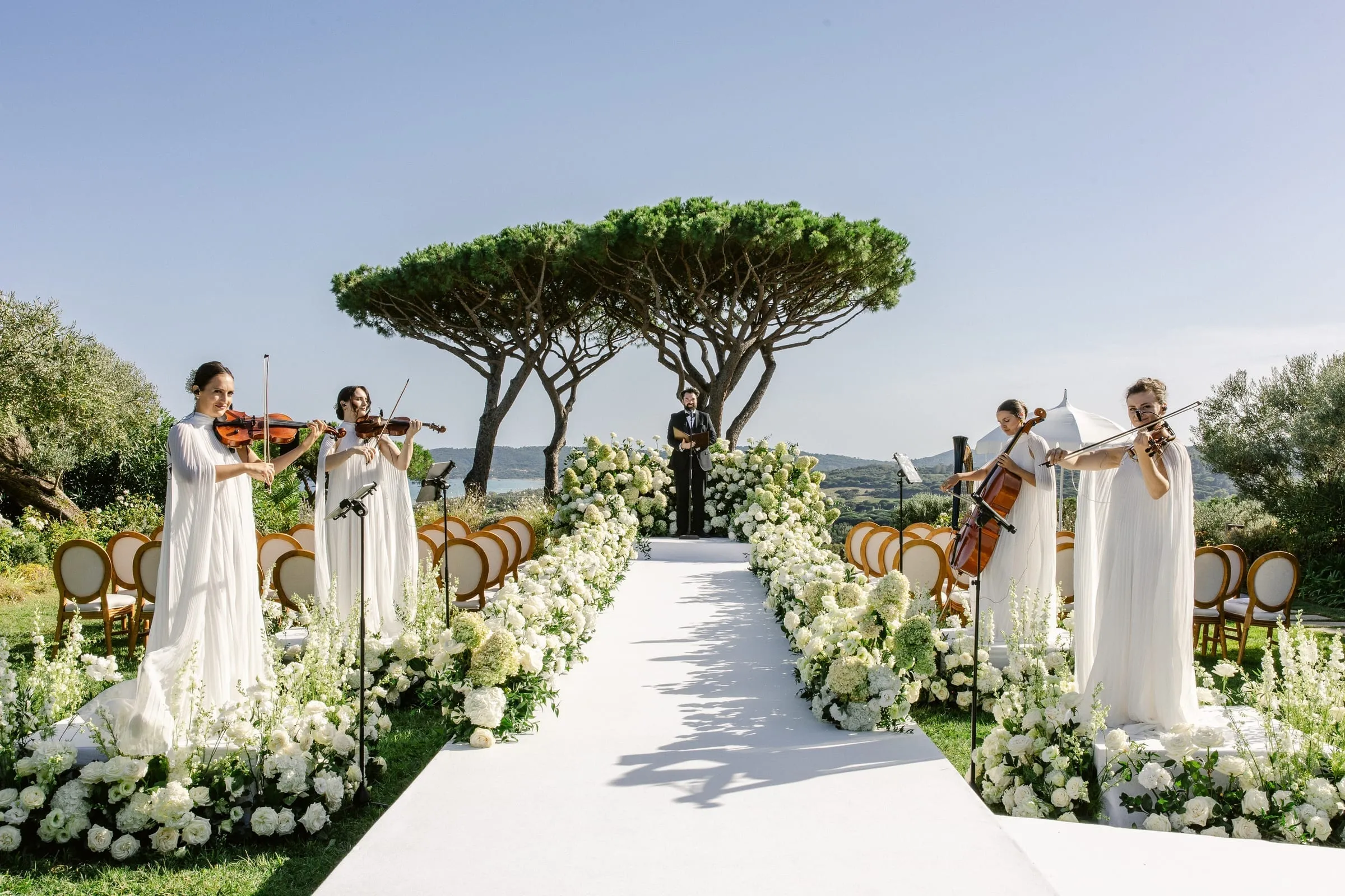 Ceremony at a Messardiere wedding in Airelles Saint-Tropez
