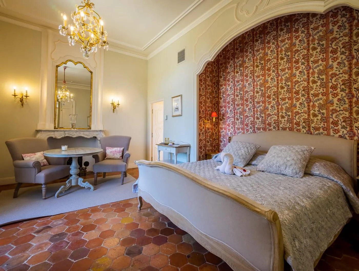 Chateau de Tourreau bridal suite