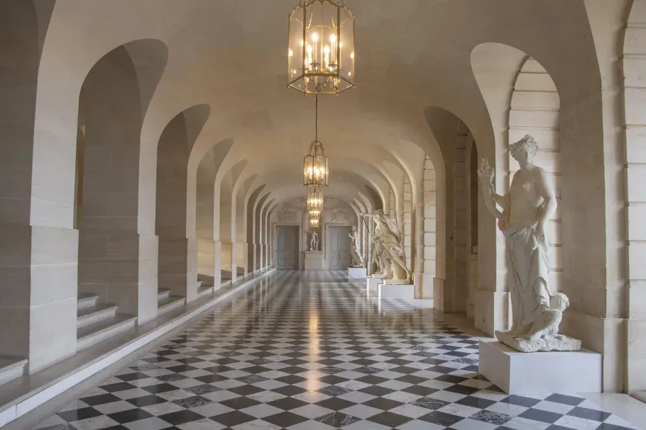 Palace of Versailles wedding venue the Lower Gallery