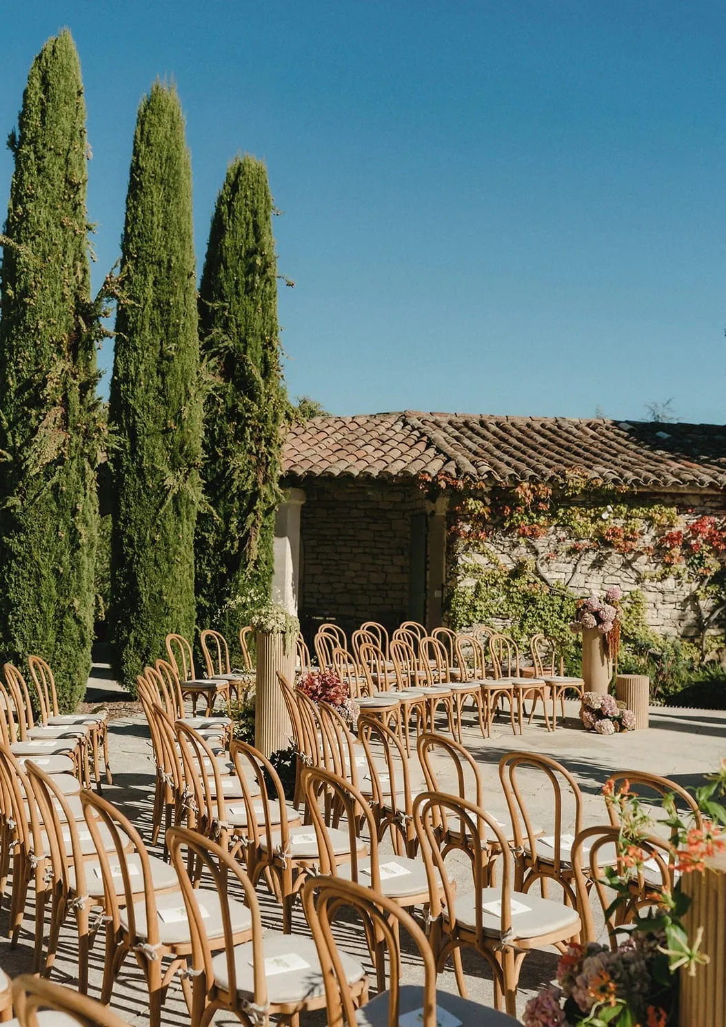 domaine de capelongue bonnieux wedding