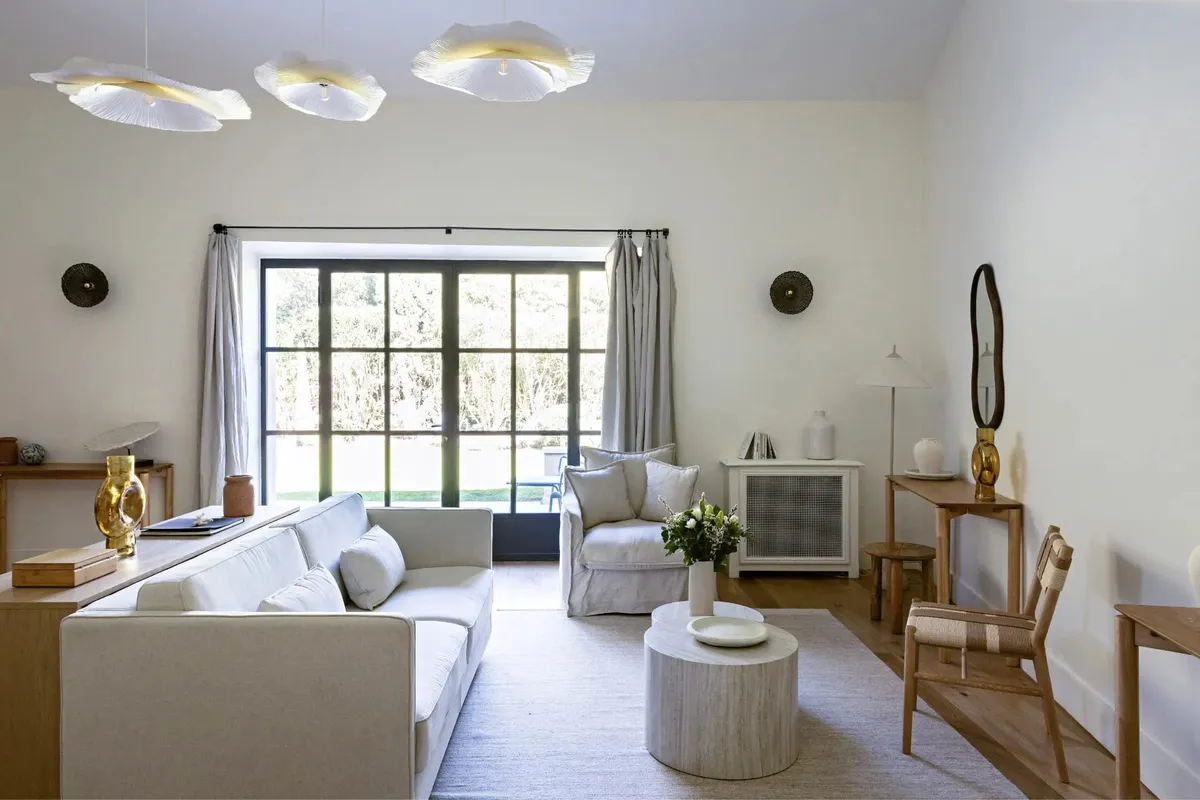domaine de fontenille wedding rooms