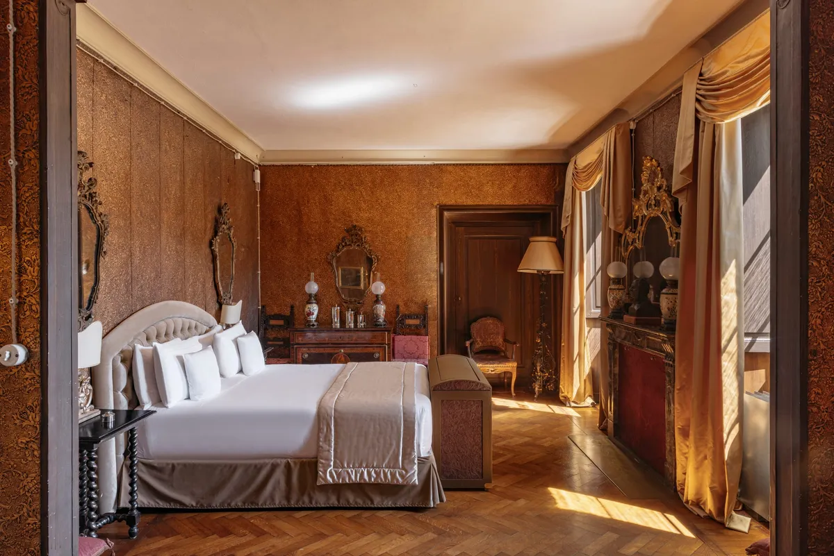 villa sola cabiati rooms