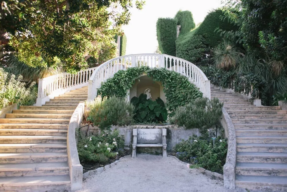 Villa Ephrussi de Rothschild wedding Florentine garden staircase and its marble angel