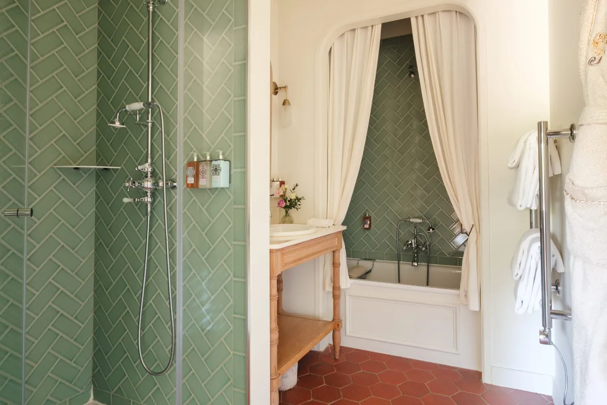 chateau de fonscolombe wedding rooms