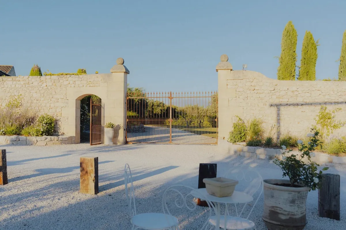 domaine de sarson wedding suites