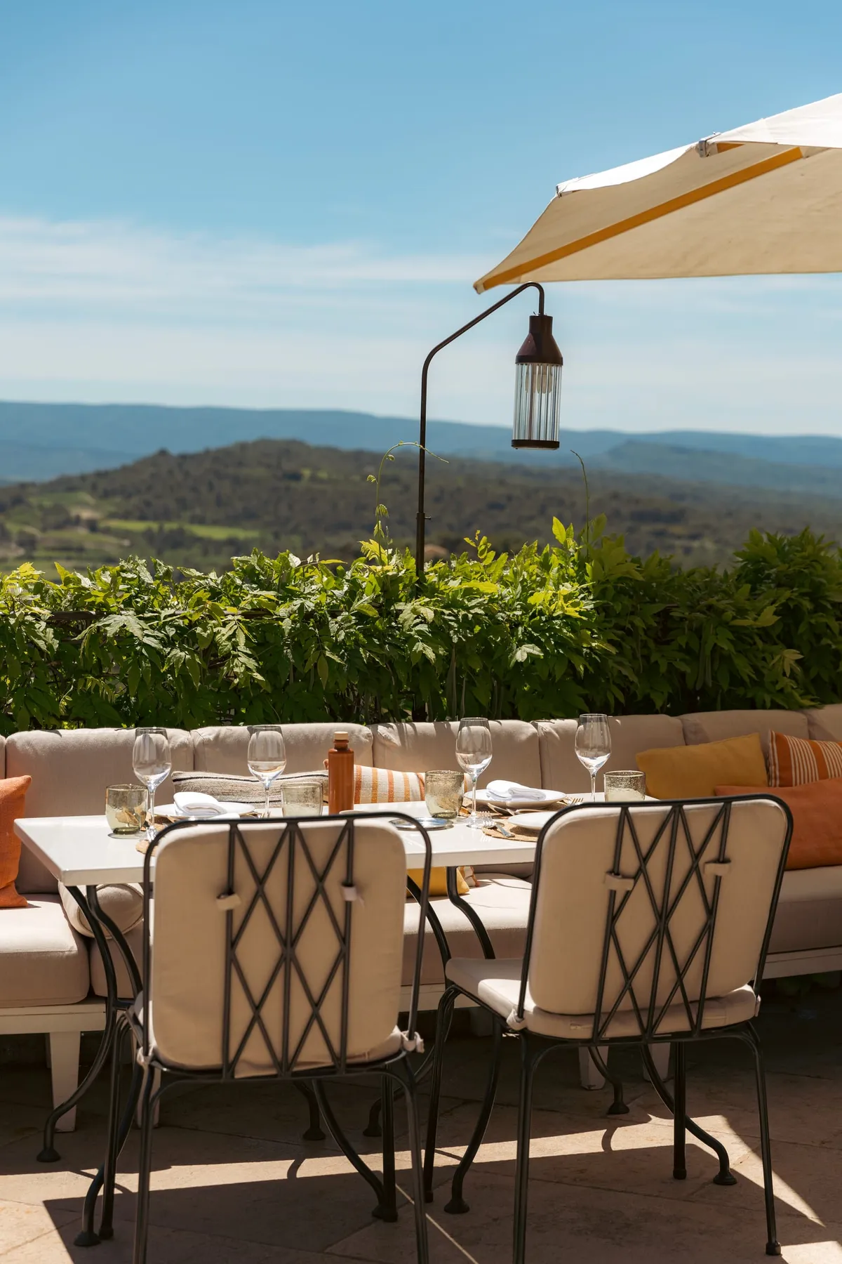 restaurant crillon le brave