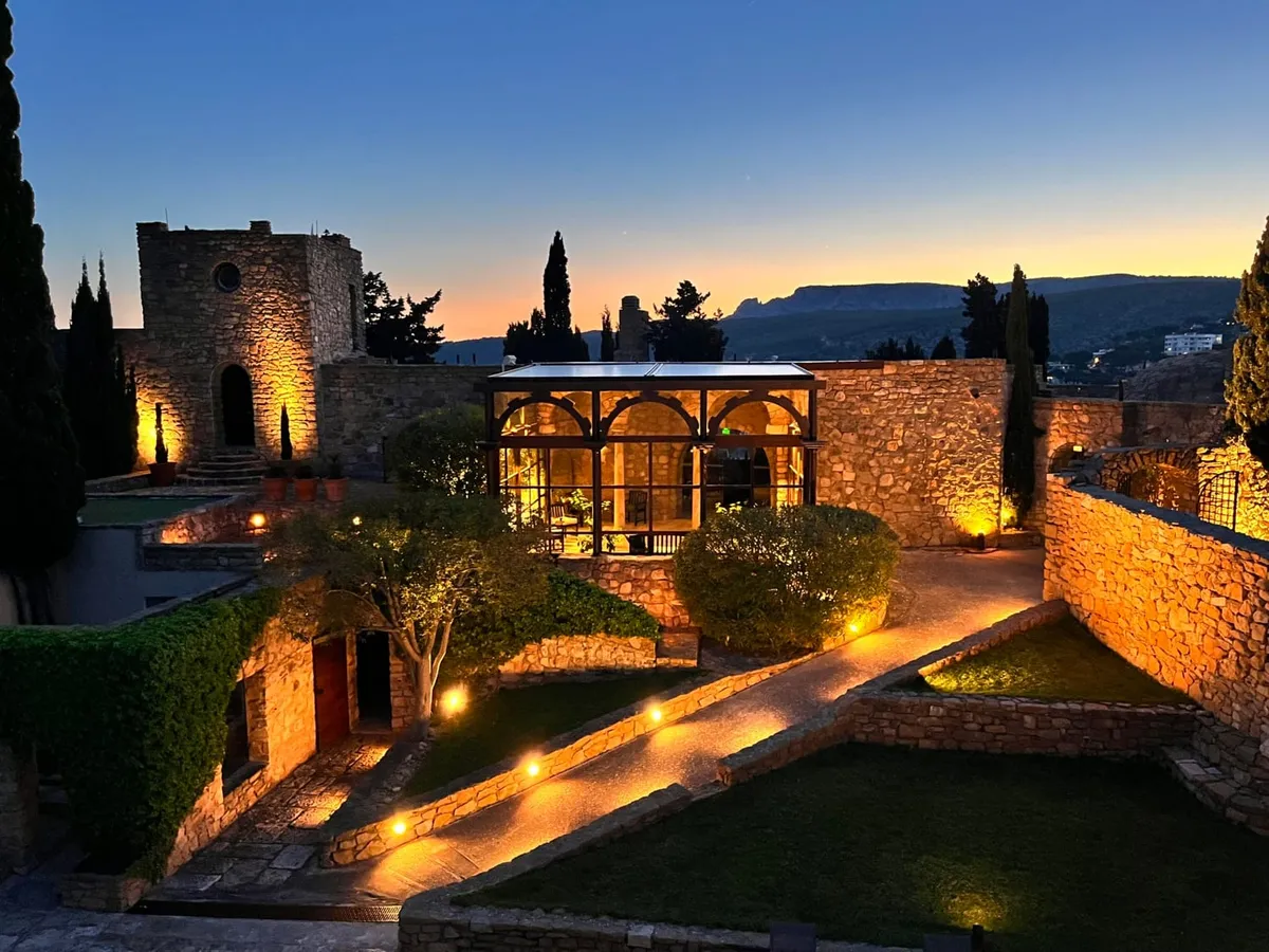 chateau de cassis wedding cost