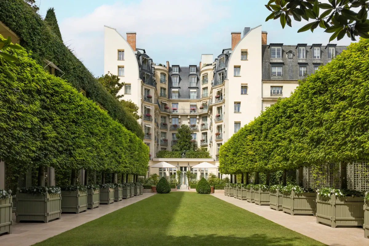 Ritz Paris wedding venue the Grand Jardin and hotel facade