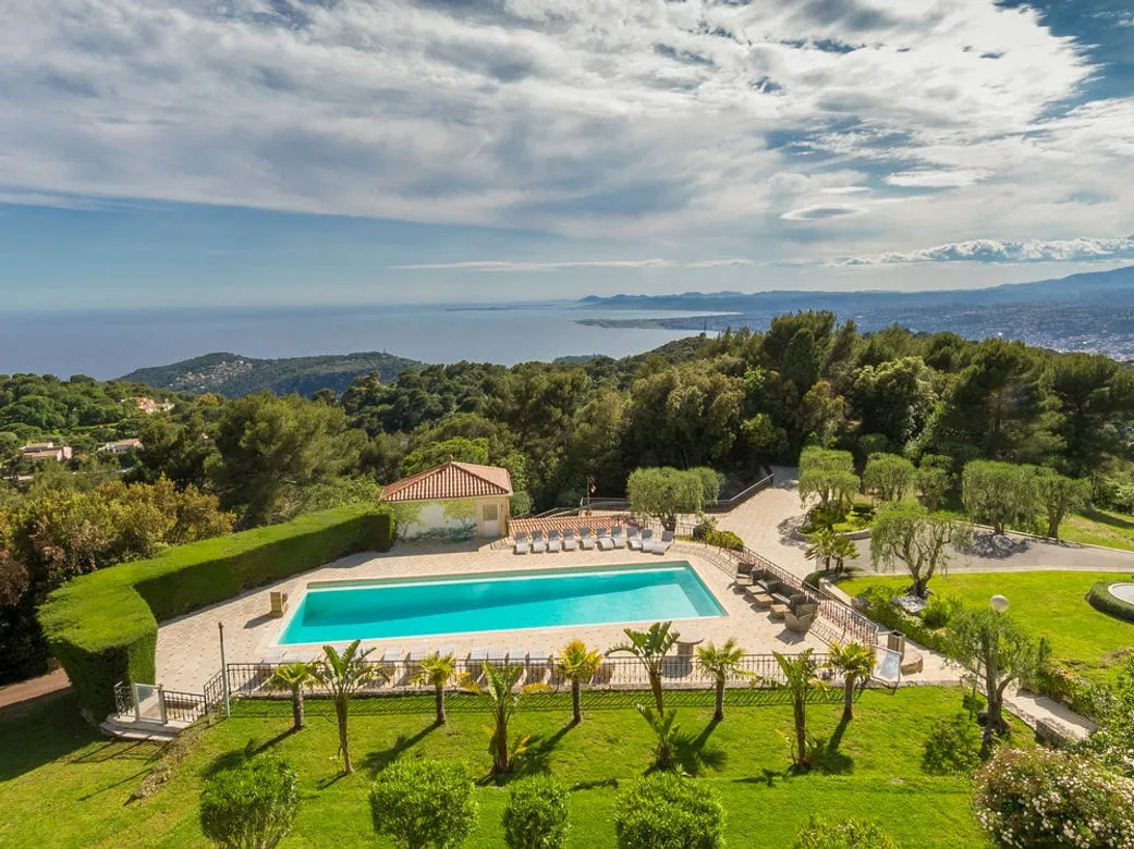 le domaine du mont leuze wedding