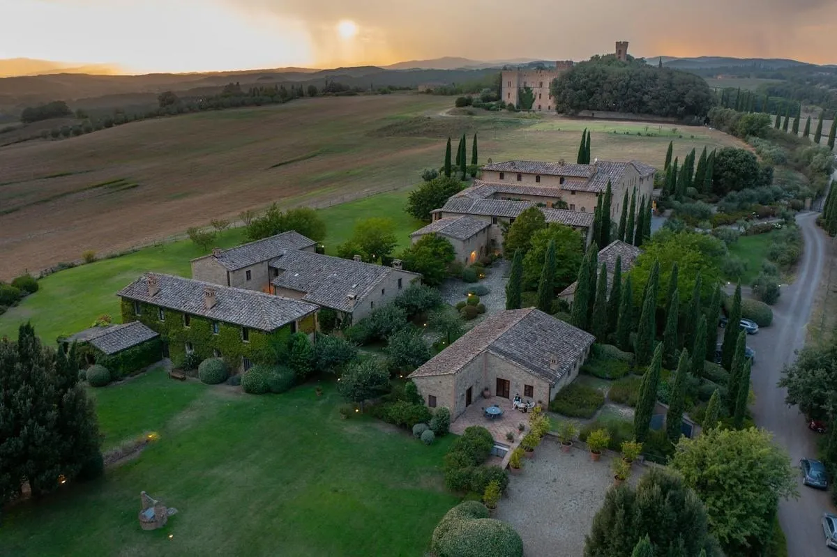 borgo finocchieto tuscany