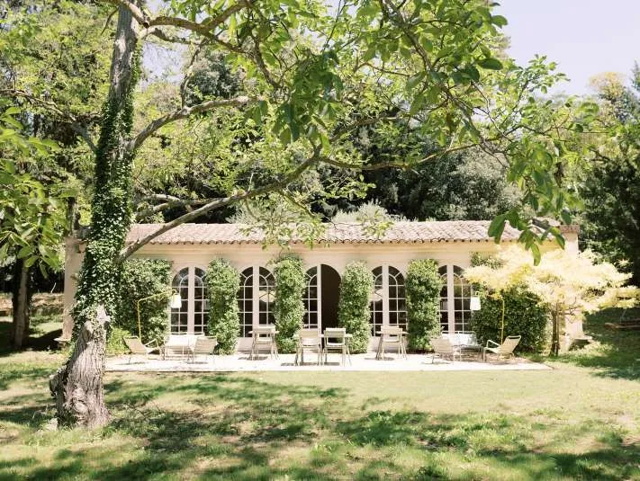 chateau martinay carpentras wedding