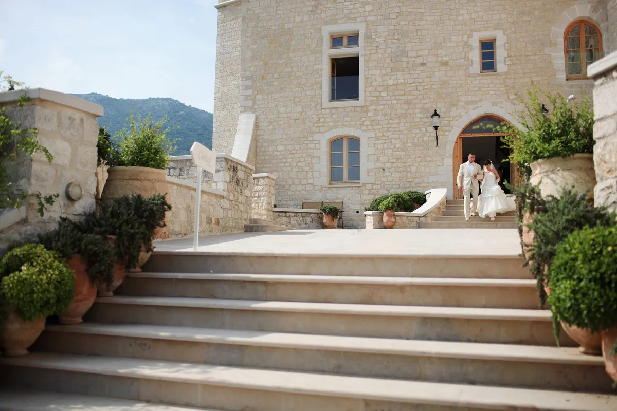 chateau st jeannet wedding