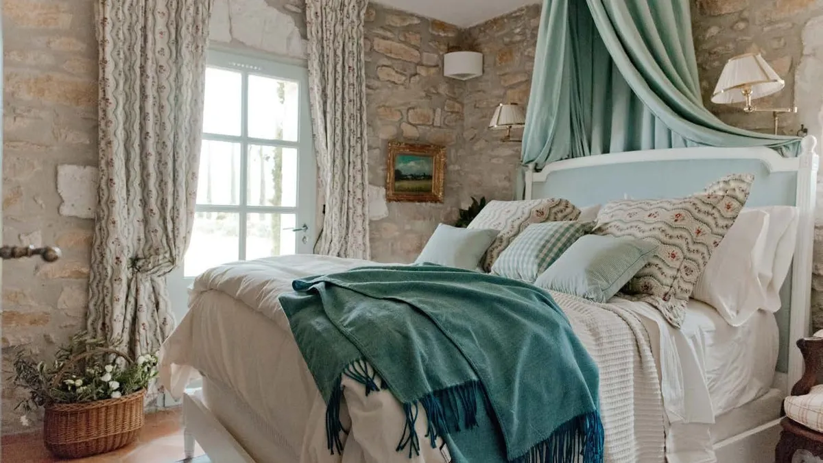 mas des poiriers wedding rooms