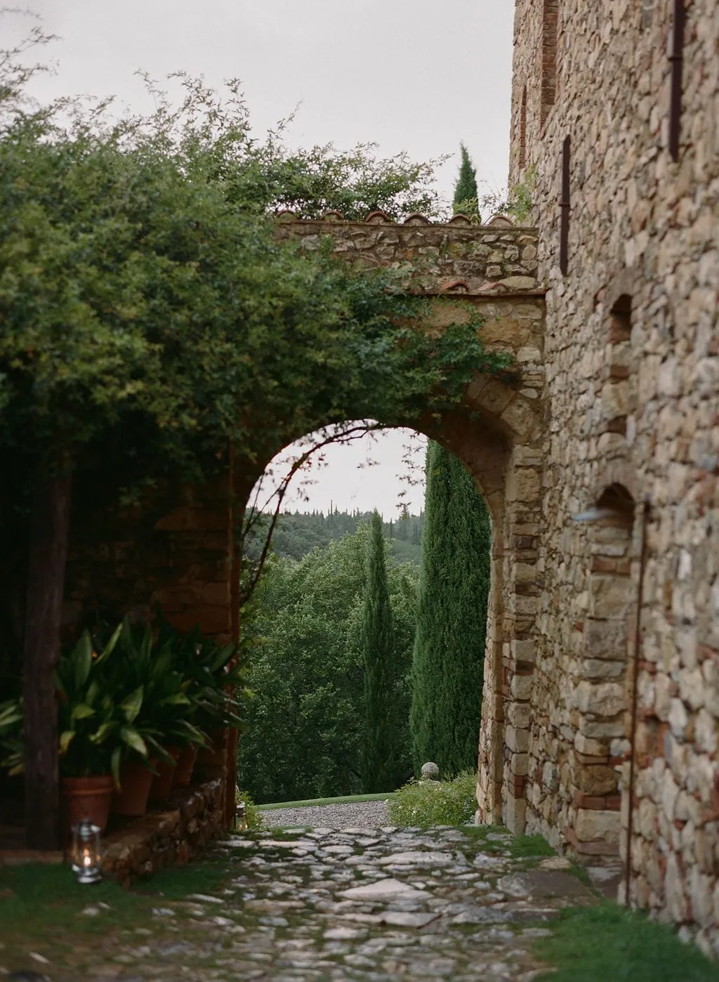 castello di vicarello wedding tuscany