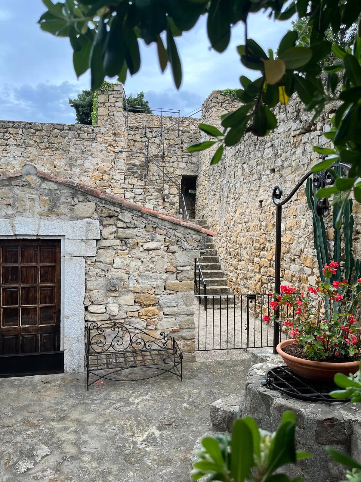 chateau de cassis provence wedding