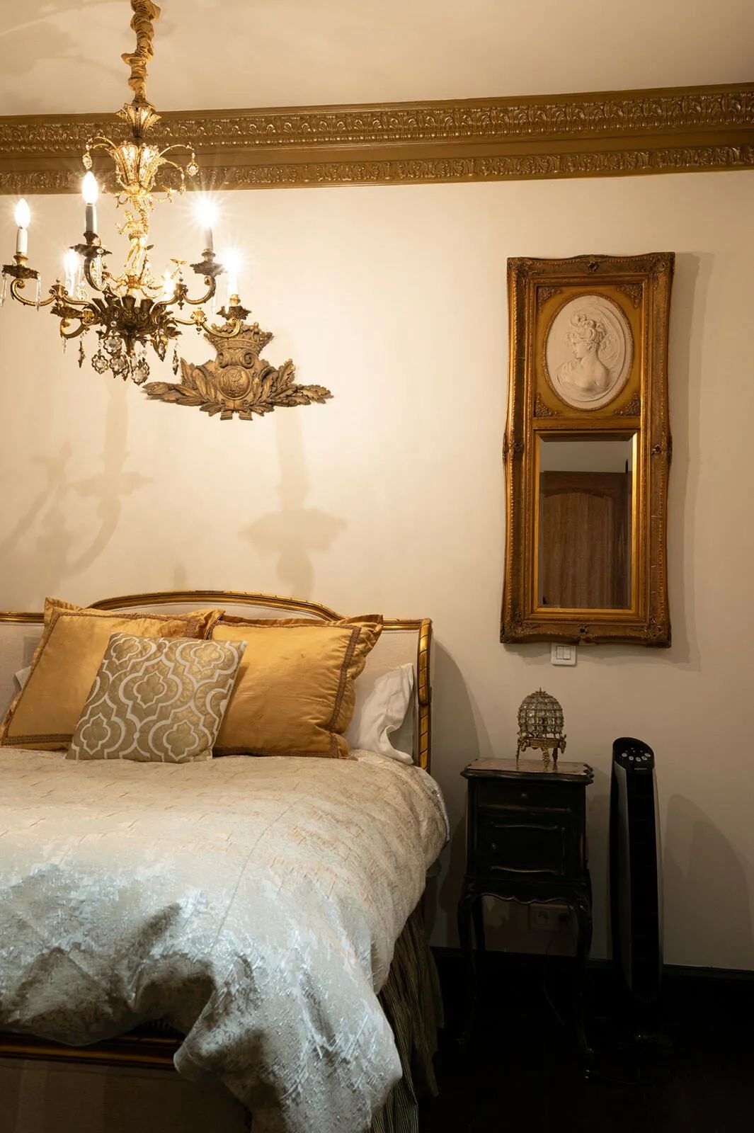 chateau de challain wedding suites