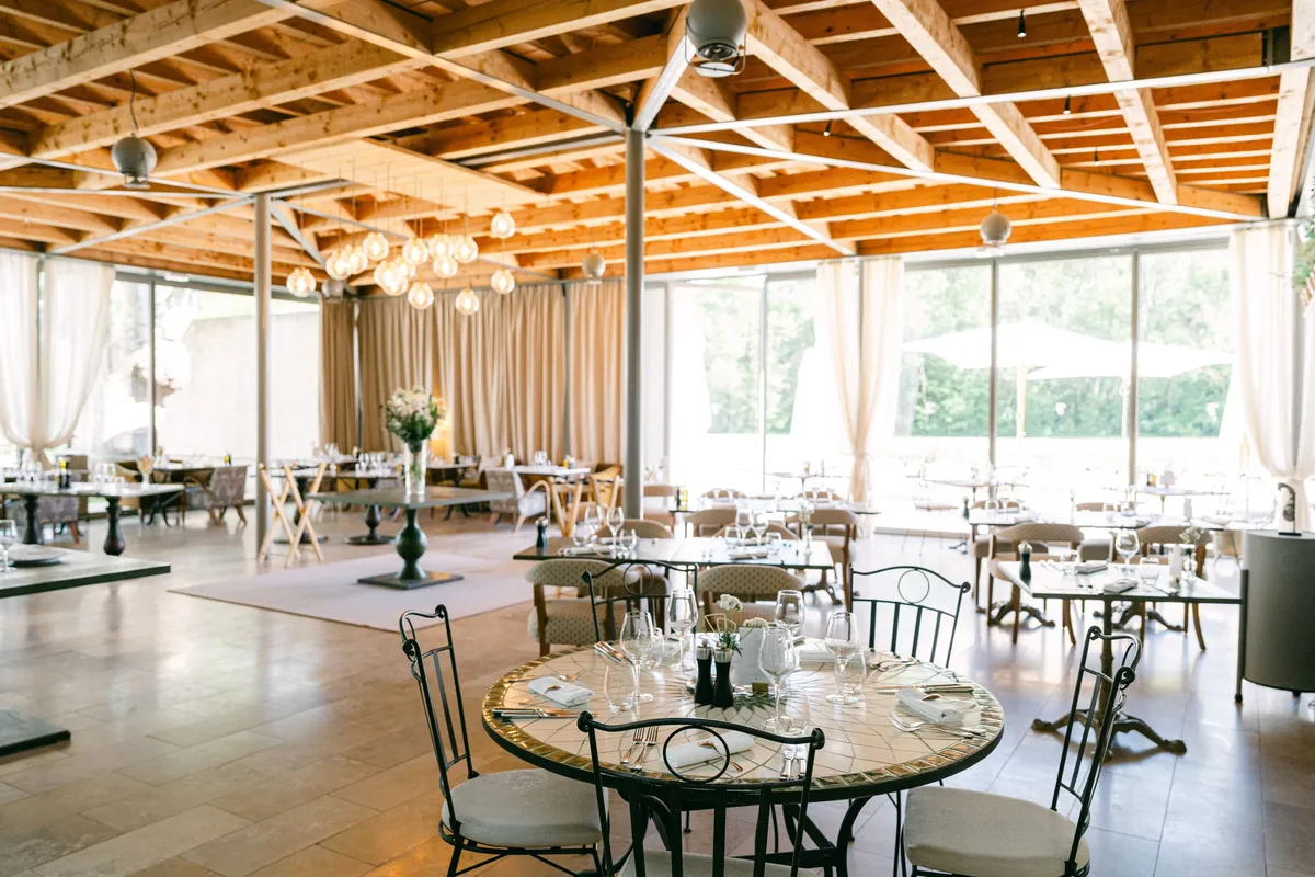 chateau de fonscolombe weddings