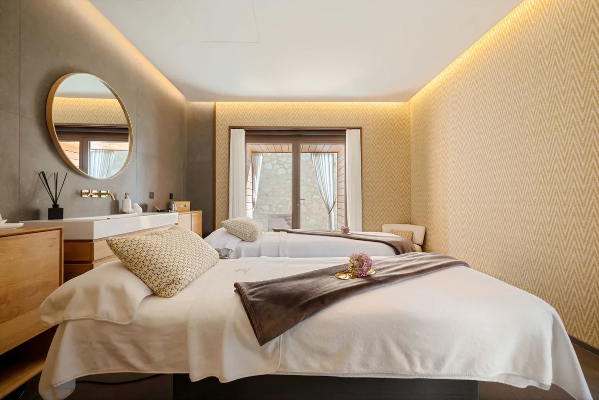 chateau la gaude wedding accommodation