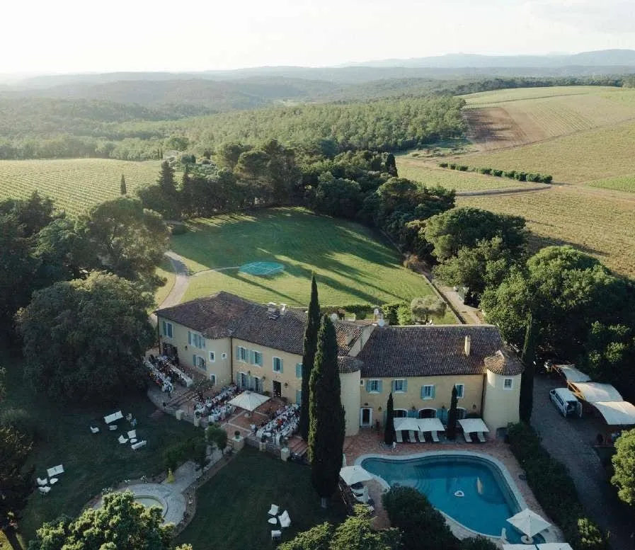 chateau les crostes wedding photos