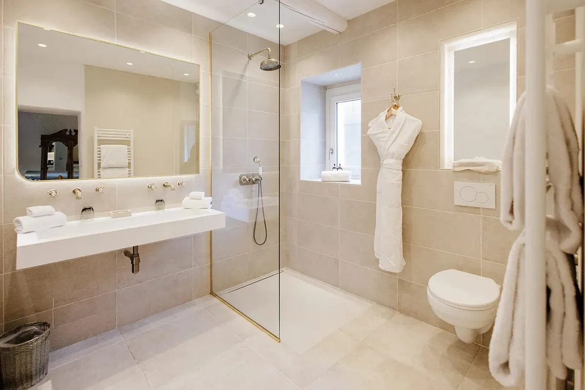 mas de la rose wedding rooms
