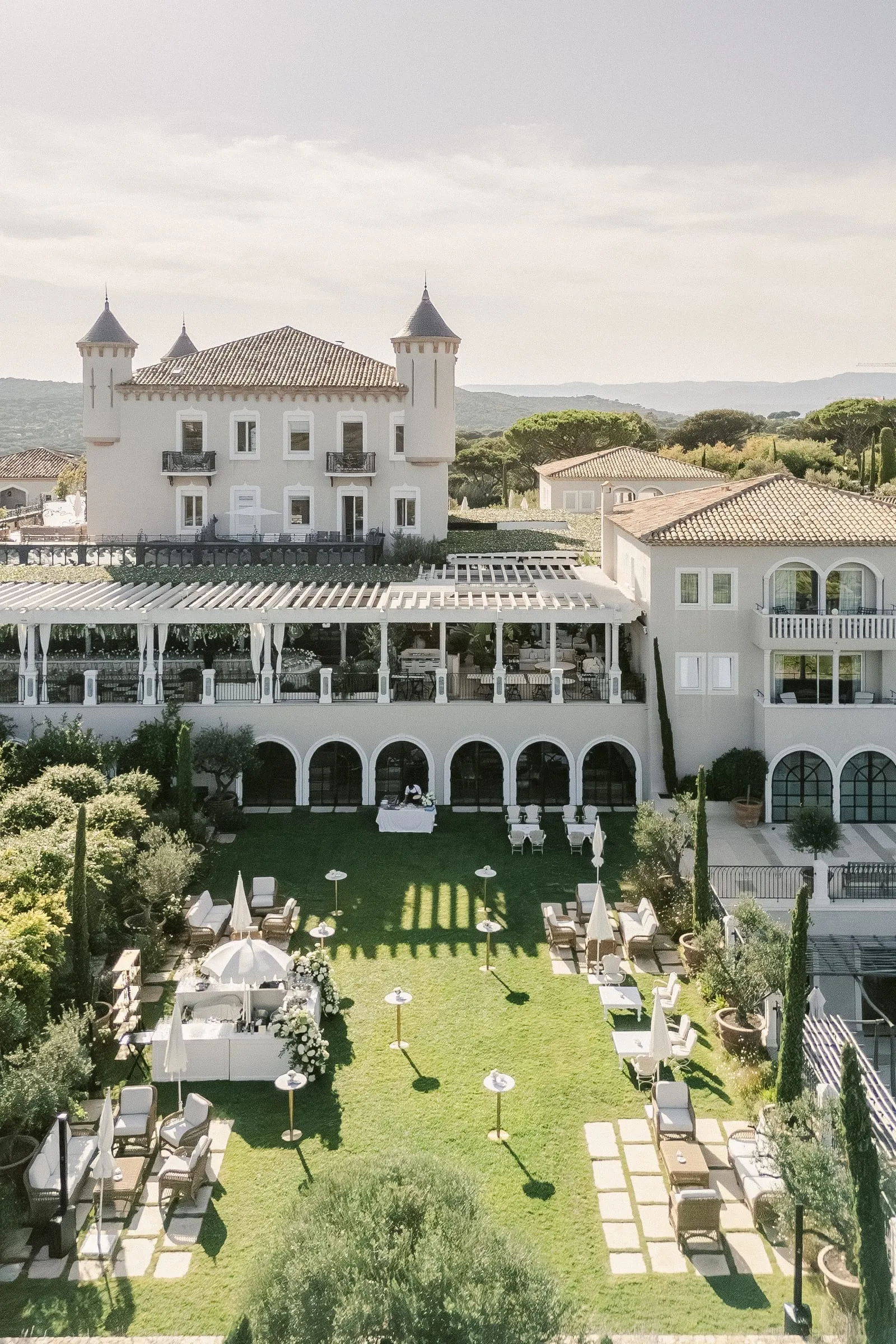 Cocktail hour at a Chateau de la Messardiere wedding