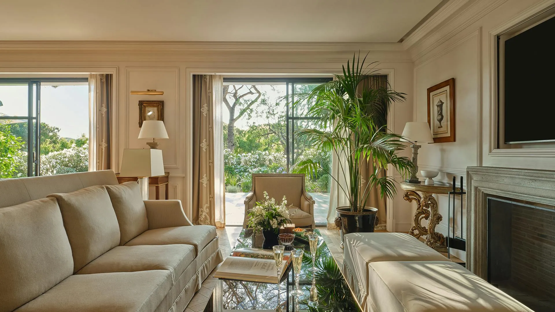 Suite Victoire at Chateau de la Messardiere
