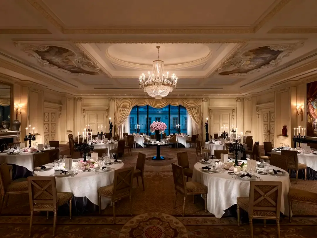 Shangri-La Paris wedding dinner in the Salon Roland Bonaparte