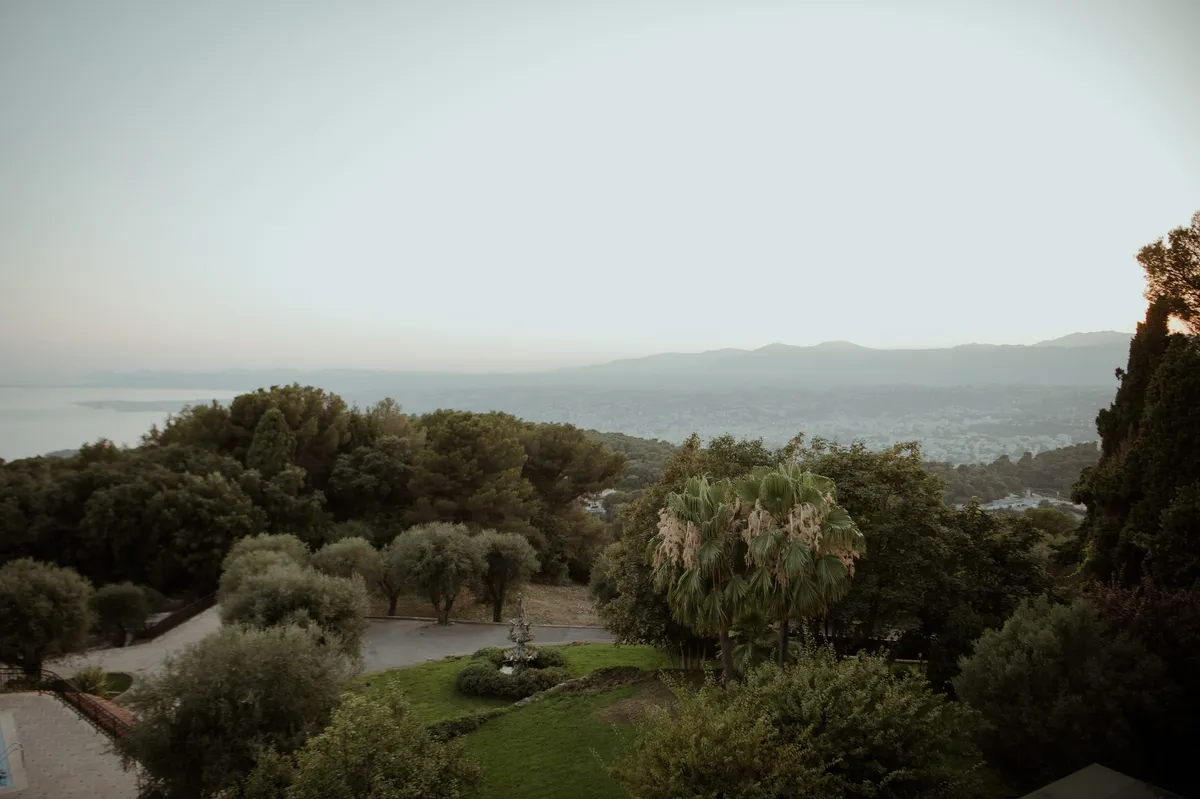 domaine du mont leuze wedding photos