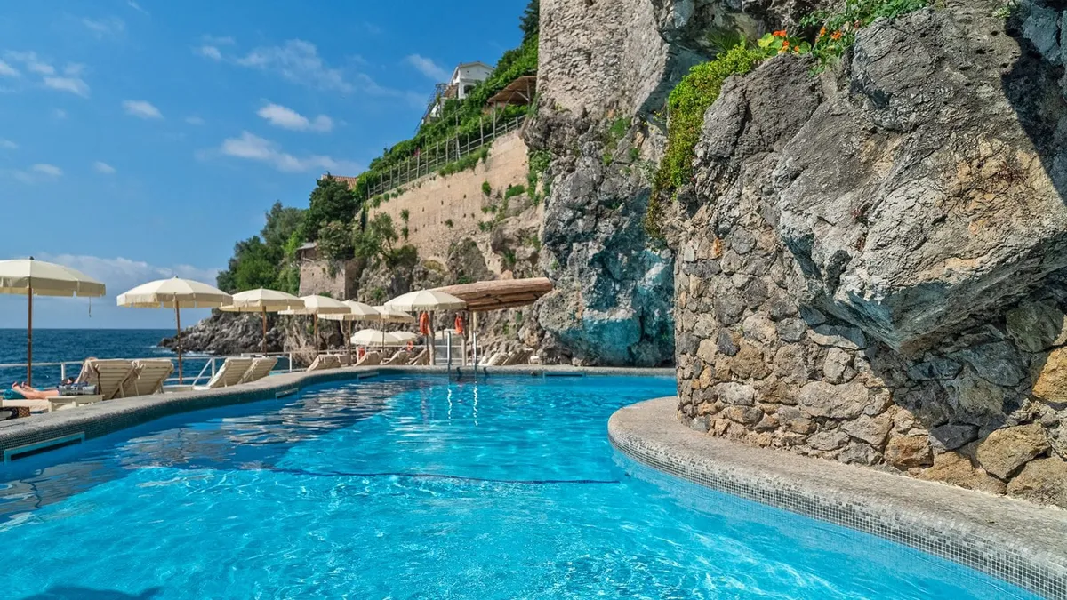hotel santa caterina pool wedding