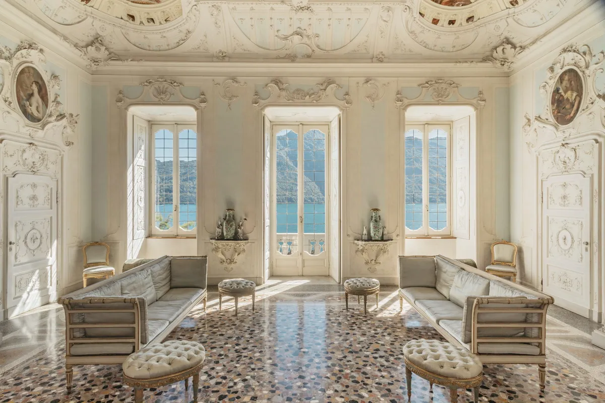 villa sola cabiati gardens