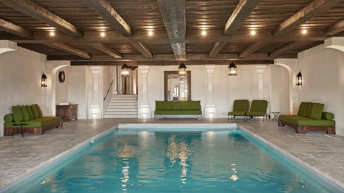 wedding in la bastide de gordes