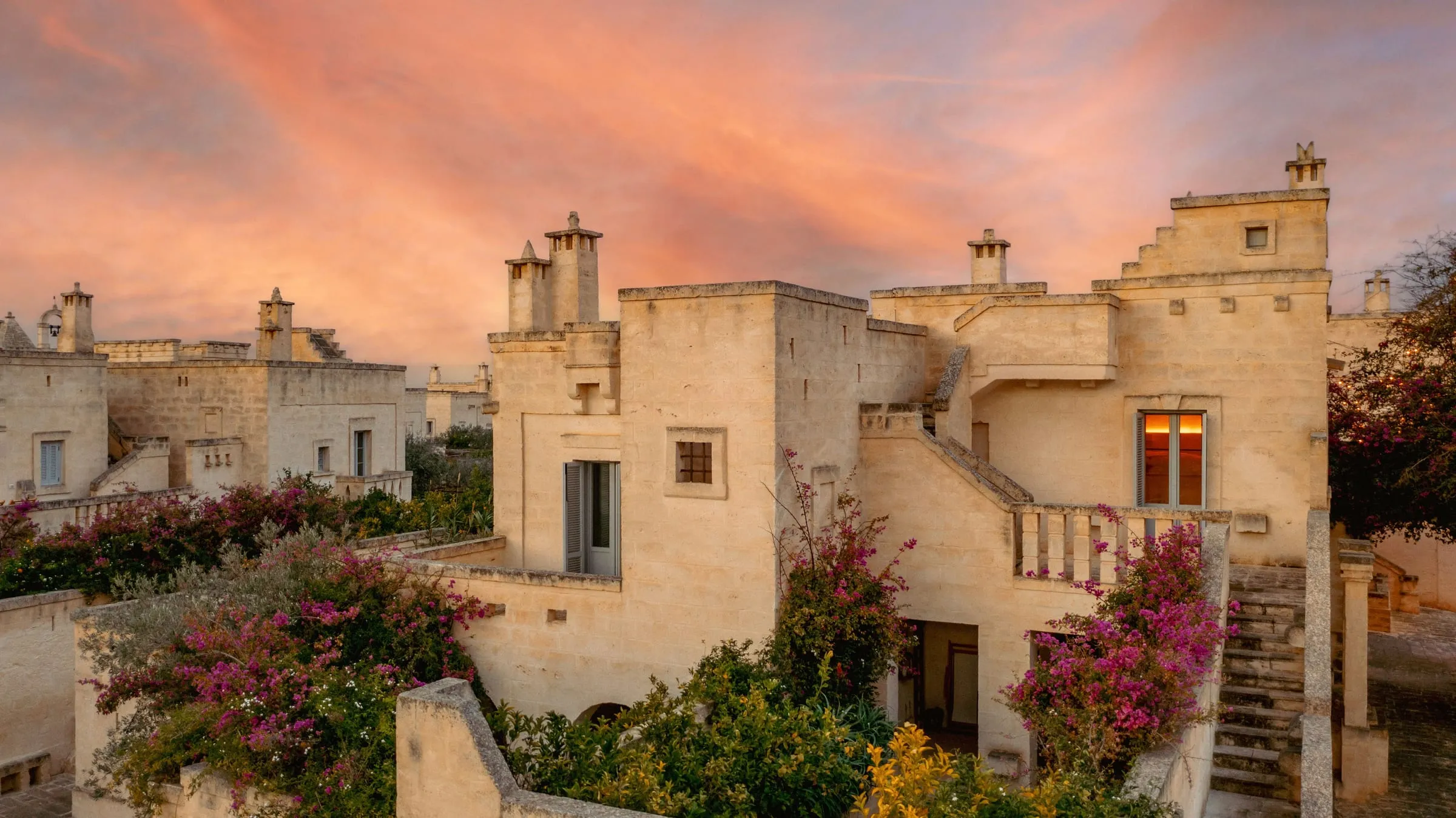Borgo Egnazia wedding village casette at dusk
