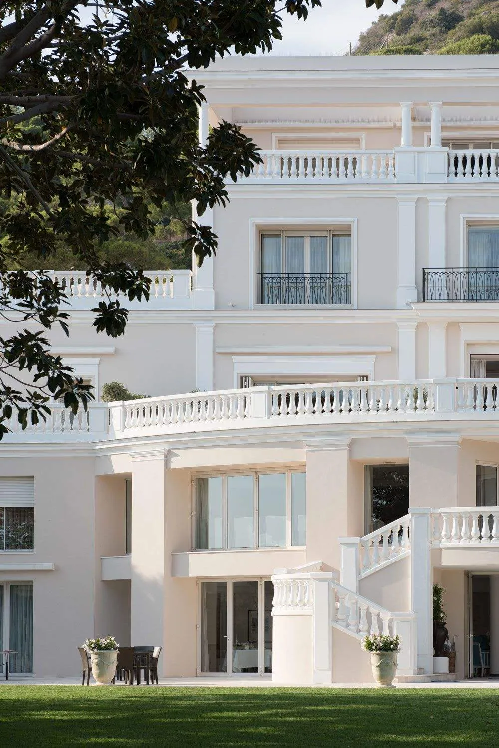 Cap Estel wedding venue villa terraces