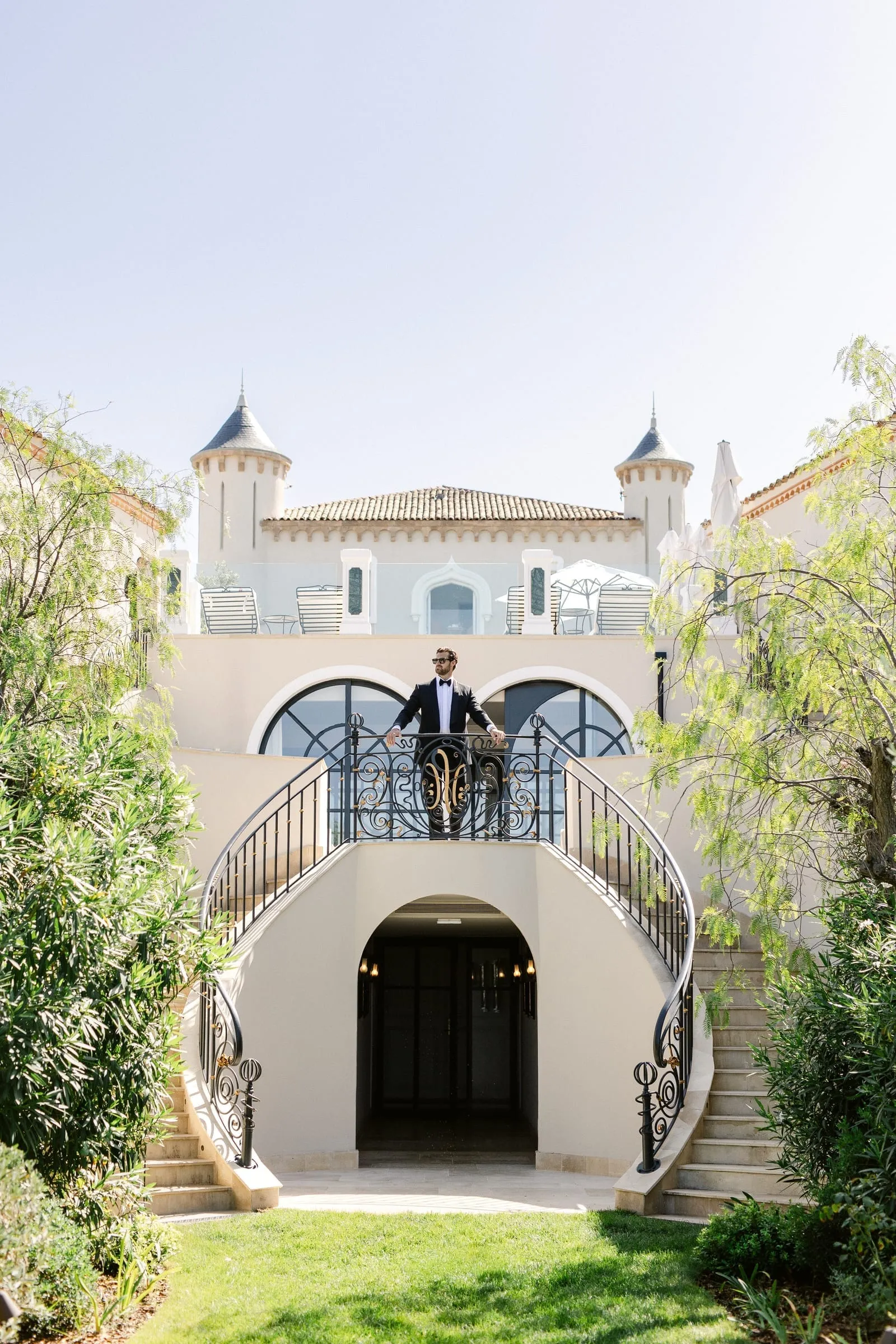 Chateau de la Messardiere wedding staircase