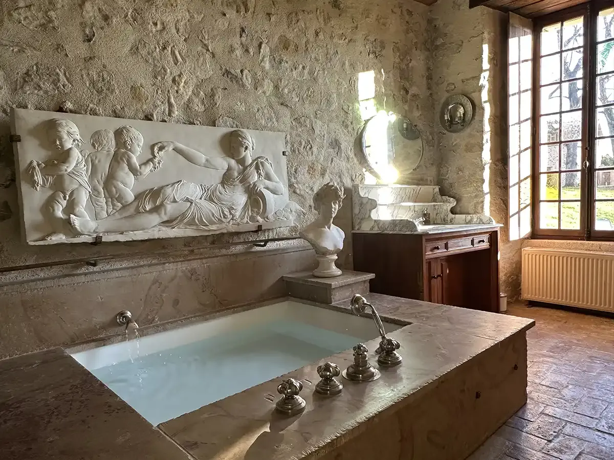 chateau vallery wedding accommodation