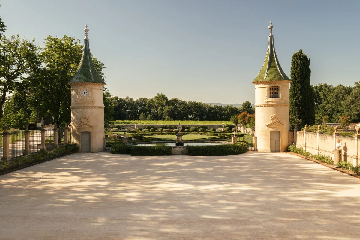 chateau de fonscolombe wedding price