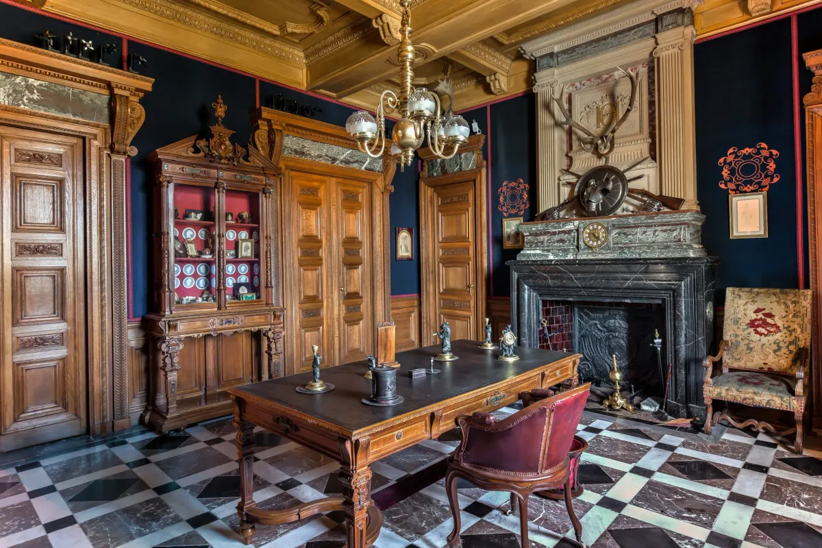 chateau de chantilly castle