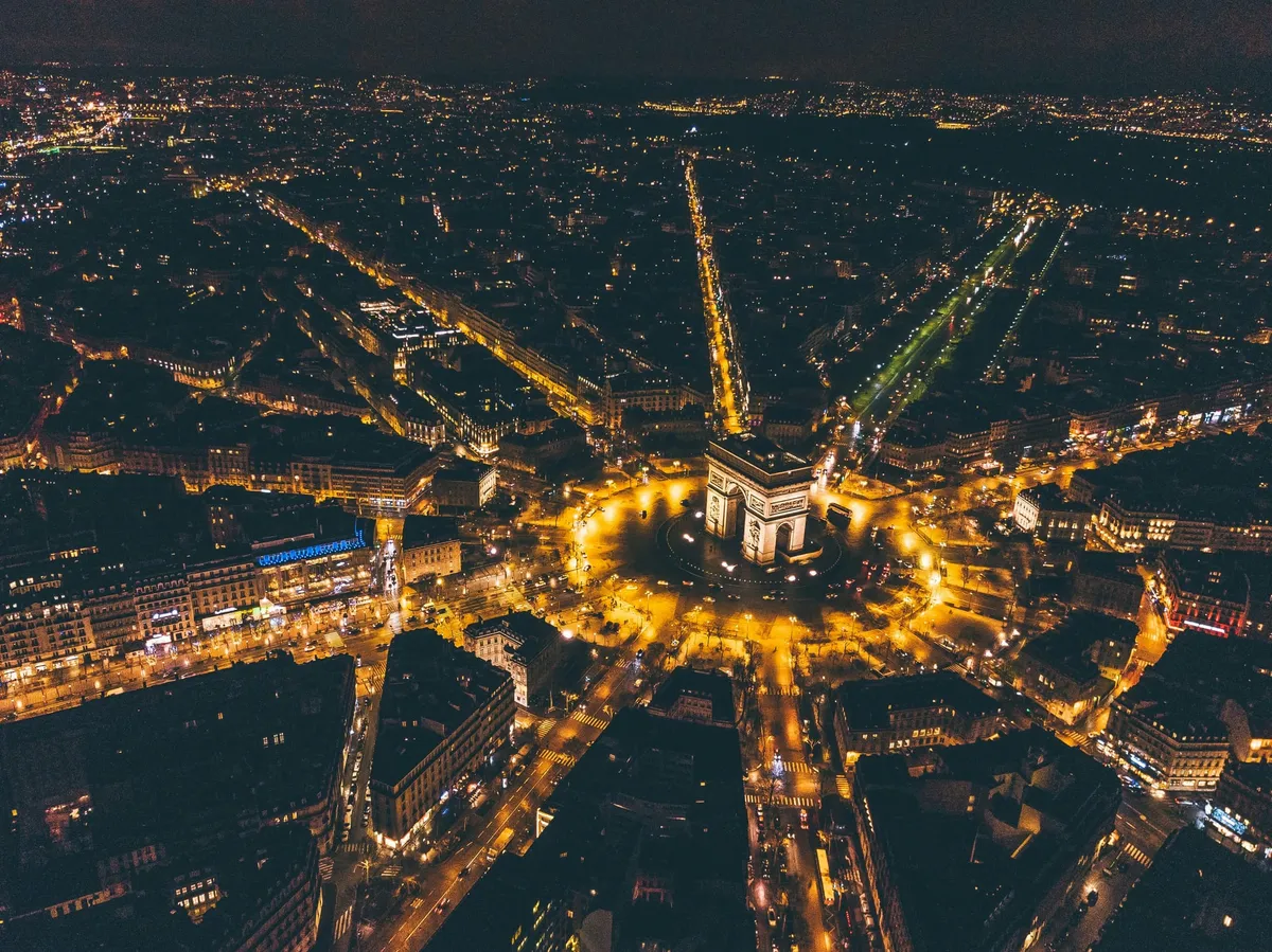 wedding planner in Paris